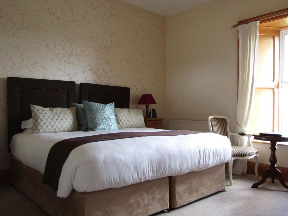Berry Lodge Country House Spanish Point Exteriör bild